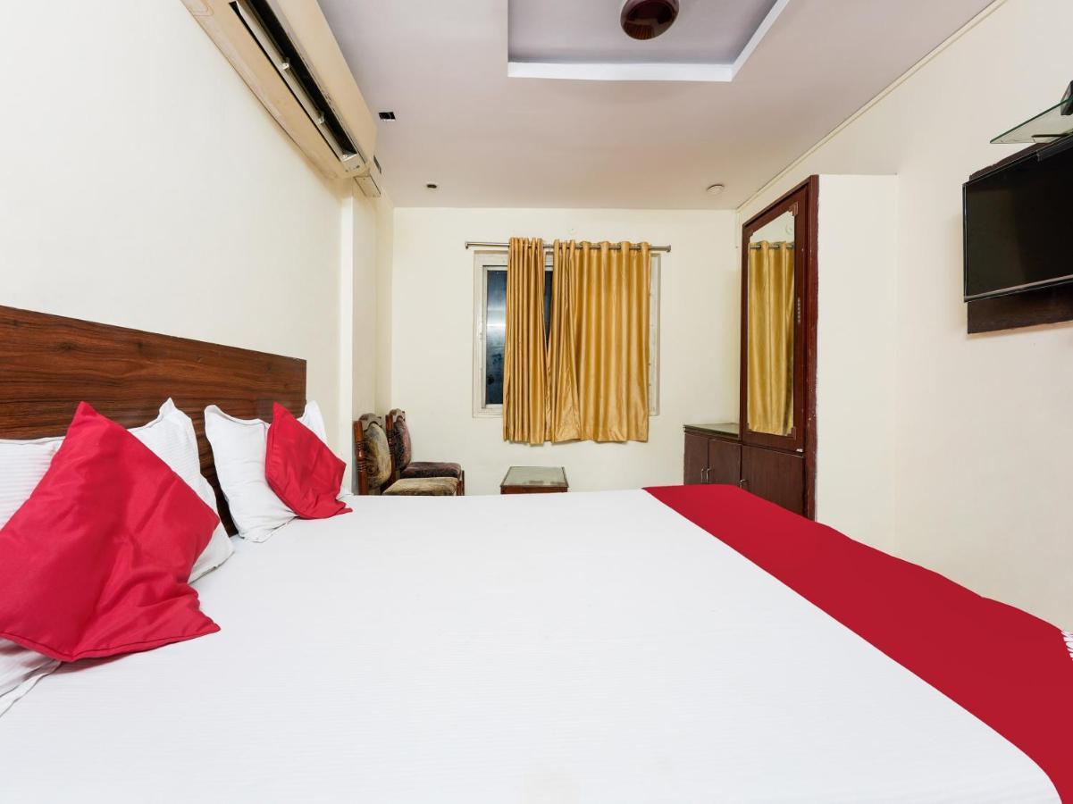 Spot On Hotel Supriya Vijayawāda Exteriér fotografie